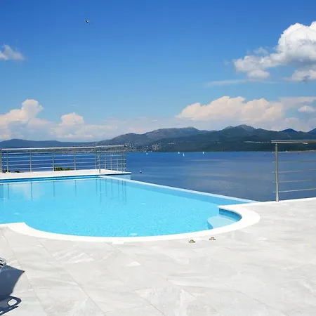 アパート Belle Vue Episkopos