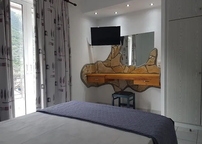 Belle Vue Эпископос