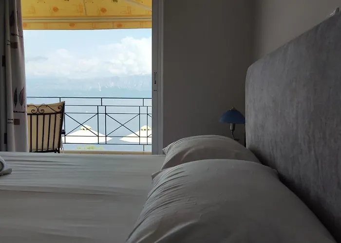 Belle Vue Эпископос